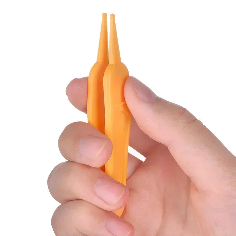 DrömClips Nose Tweezers
